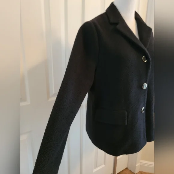 St John Black Boucle' Knit Jacket With Gold Trimmed Buttons Size 16 - Picture 5 of 11